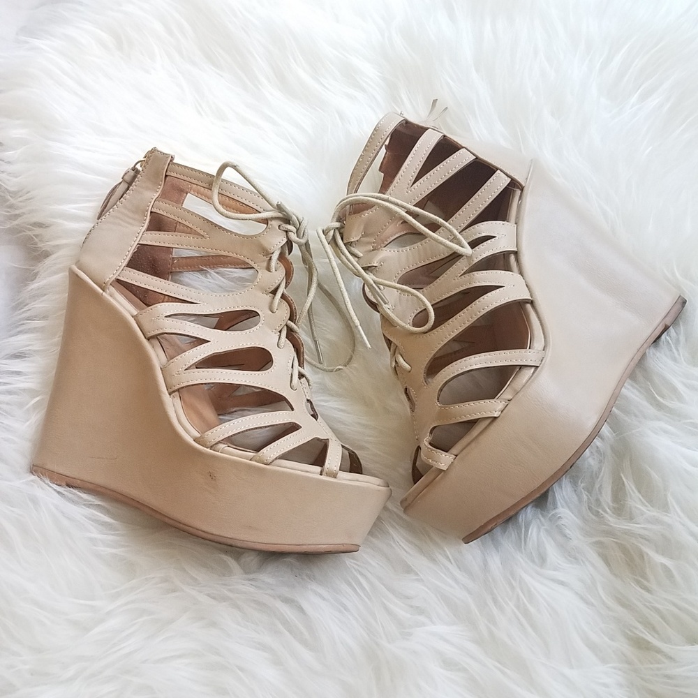 Forever 21 women's tan platform wedges shoes